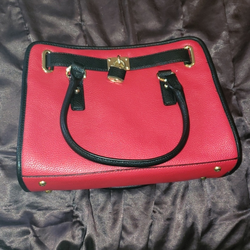 Charming Charlie red lock purse